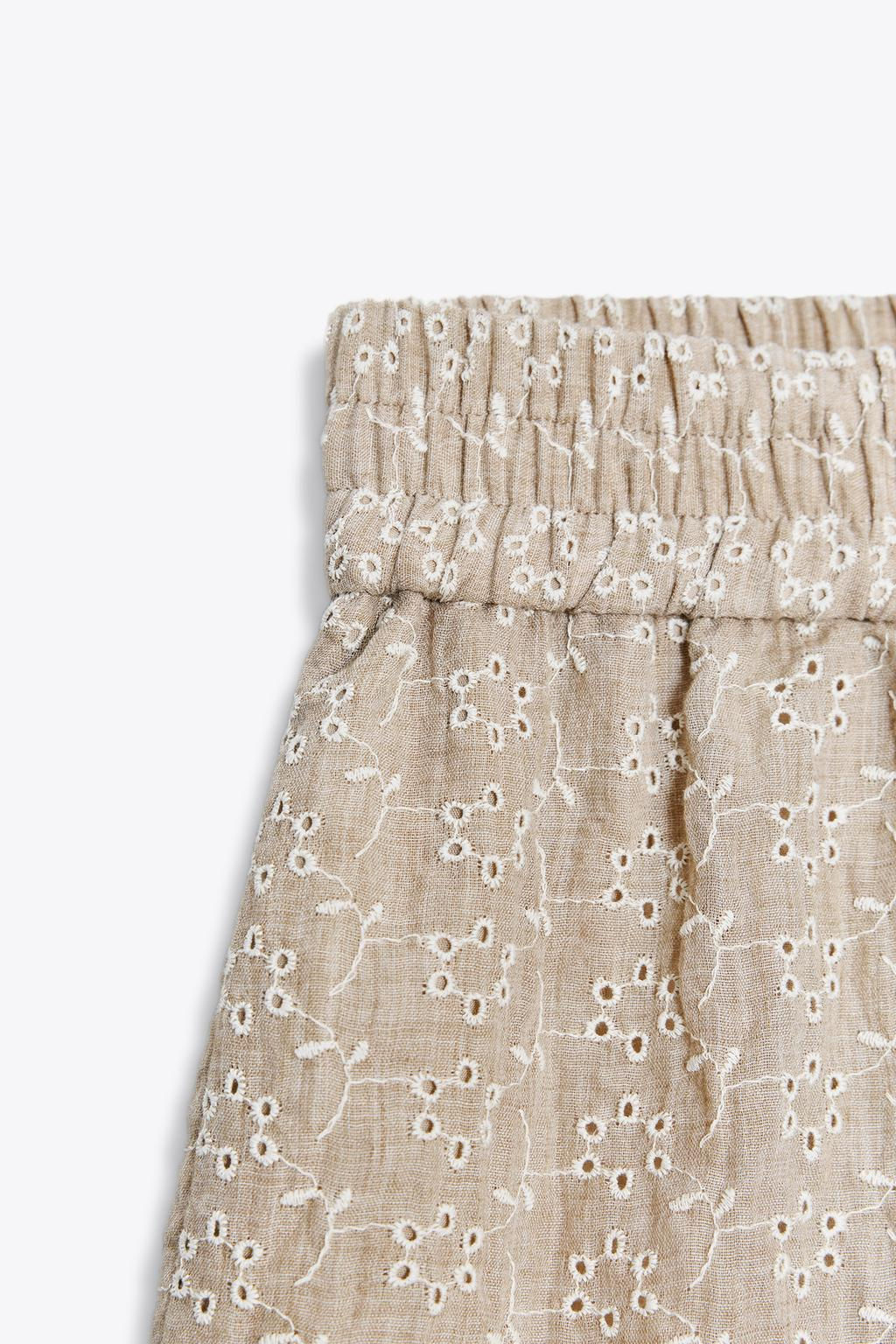 PERFORATED EMBROIDERY BERMUDA SHORTS - Zara фото 7