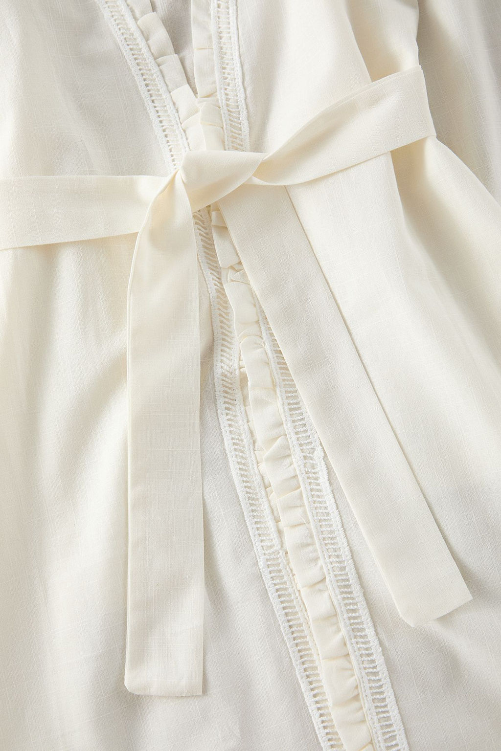 Trendyolmilla Ekru 3lu %100 Pamuklu F?rf?rl? ve Serit Aksesuarl? Sortlu Dokuma Pijama Tak?m? THMSS25PT00054 фото 9