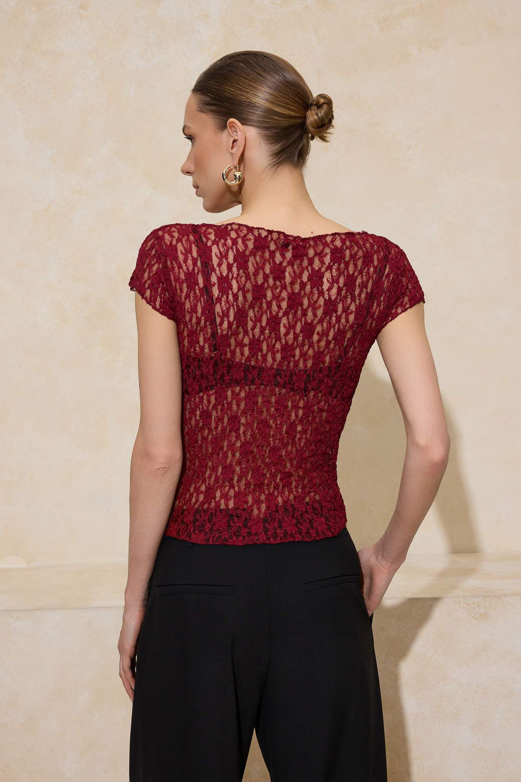 Bordo Fitted/Vucuda Oturan Kay?k Yaka K?sa Kollu Dantel Orme Bluz TWOSS26BZ00185 - Trendyolmilla фото 4