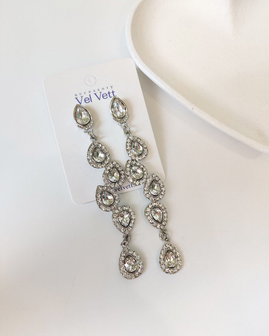 Вечерние серьги с чешскими стразами