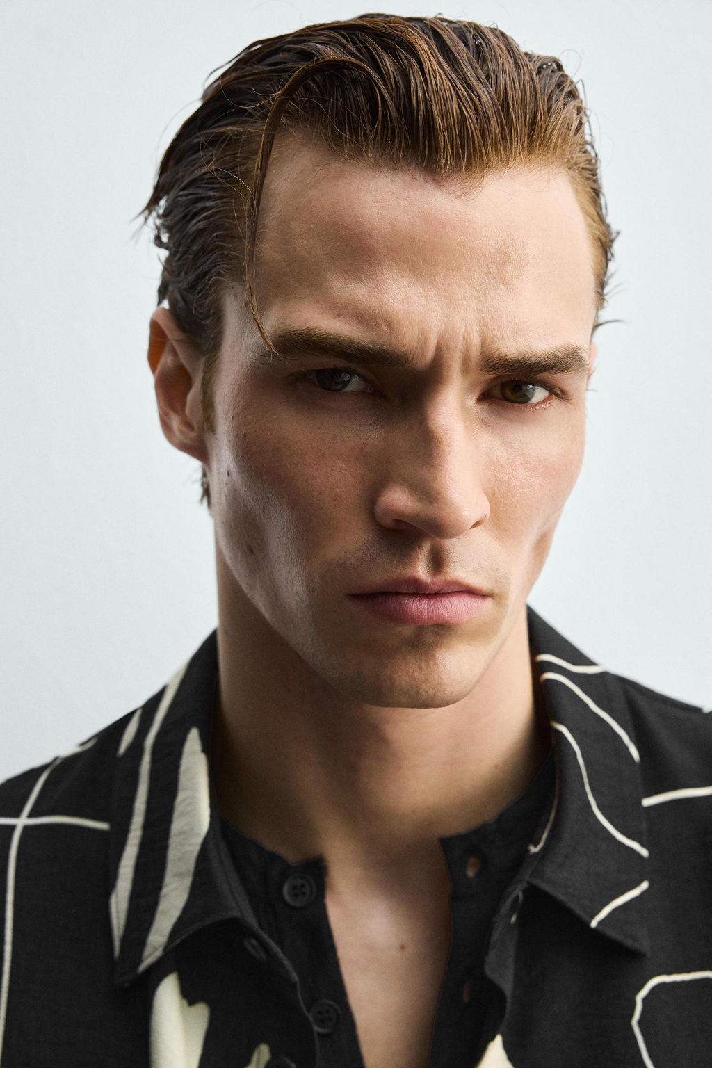 ABSTRACT PRINT FLOWING SHIRT - Zara фото 6