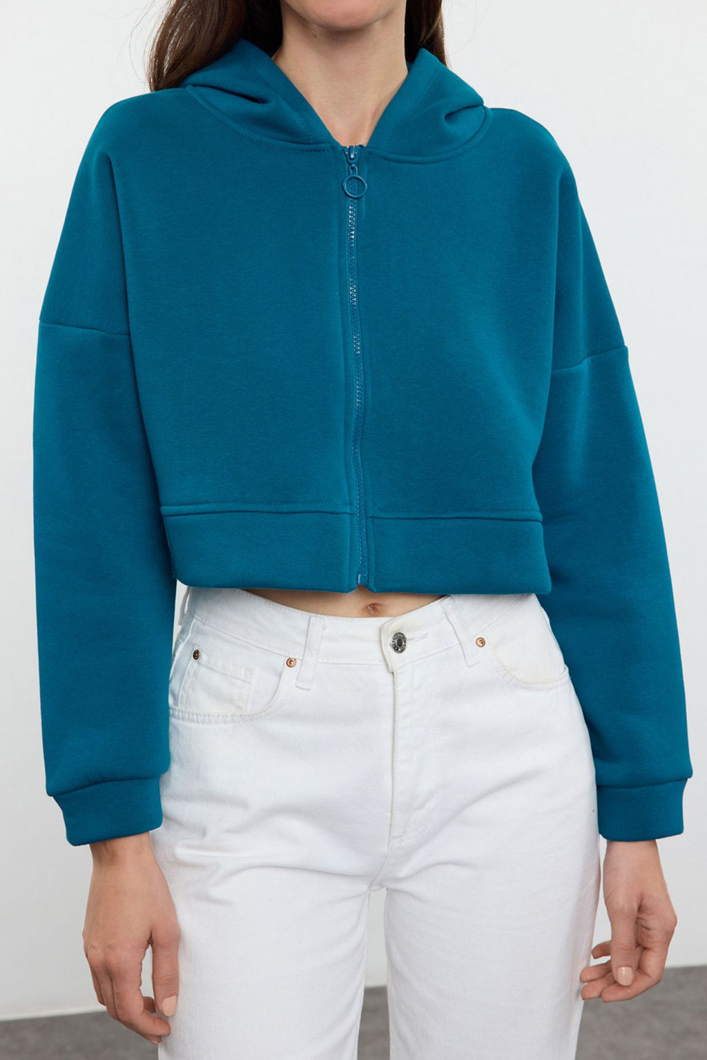Petrol Fermuarl? Kapusonlu Rahat Kesim Crop Kal?n Ici Polarl? Orme Sweatshirt TWOAW20SW0660
