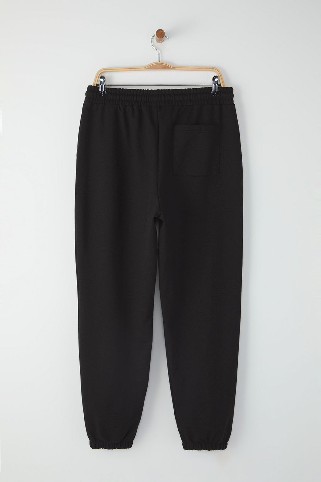 TRENDYOL MAN Siyah Oversize/Genis Kesim Lastik Paca Gulen Yuz Bask?l? Jogger Esofman Alt? TMNSS22EA0119 - Trendyolmilla фото 6
