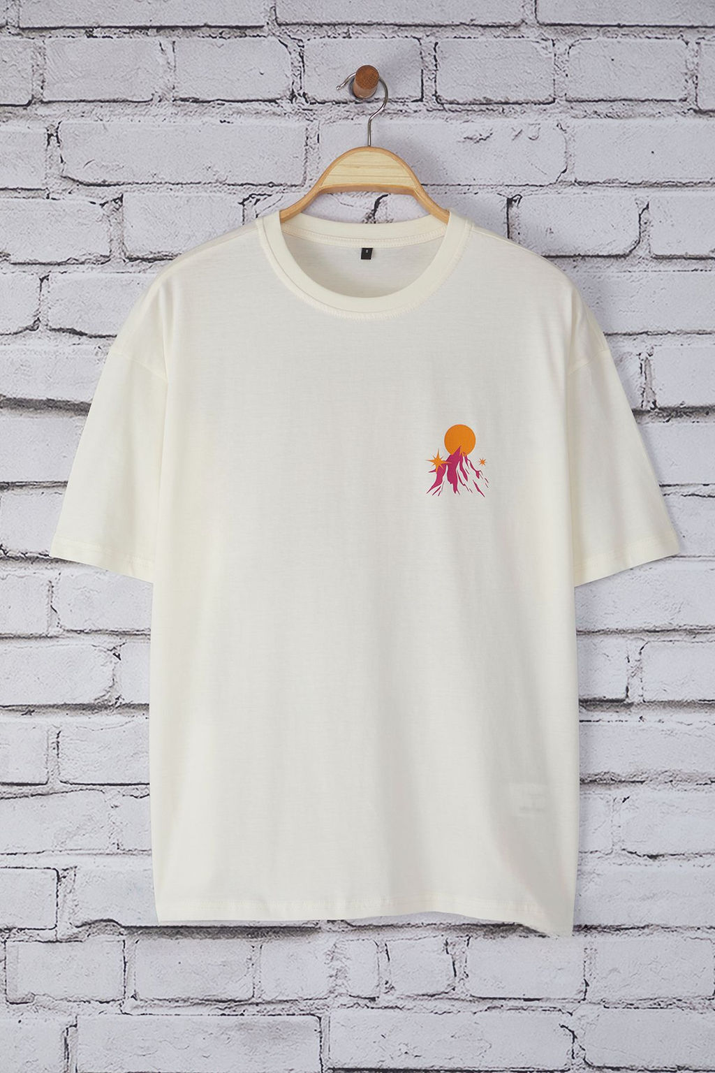 TRENDYOL MAN Ekru Oversize/Genis Kesim Dag S?rt Bask?l? %100 Pamuk T-Shirt TMNSS25TS00191 - Trendyolmilla фото 8