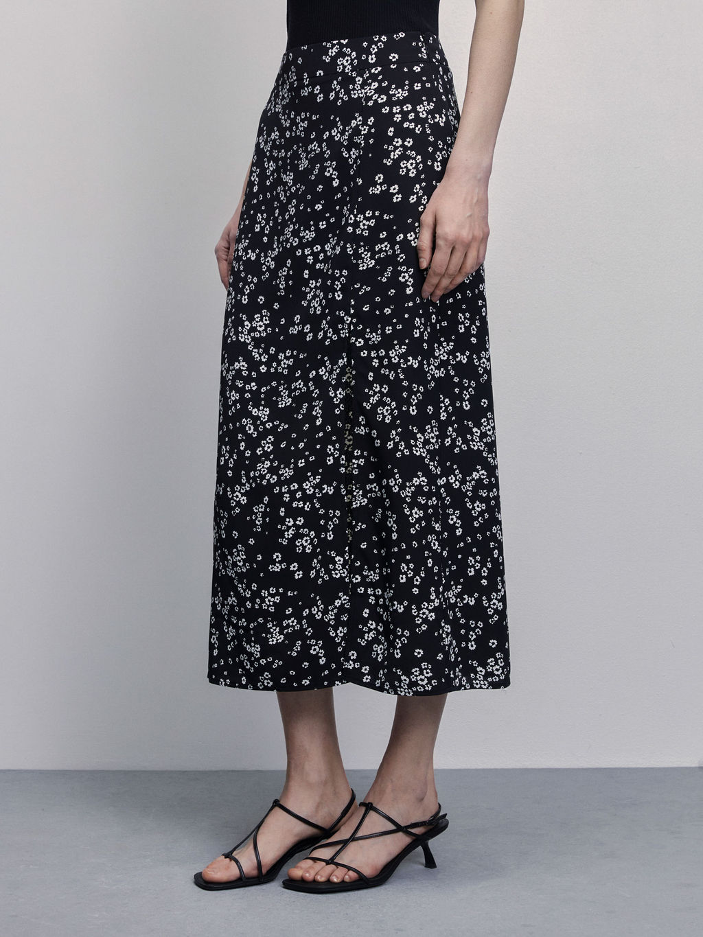 Юбка миди с разрезом / Zarina  фото 3