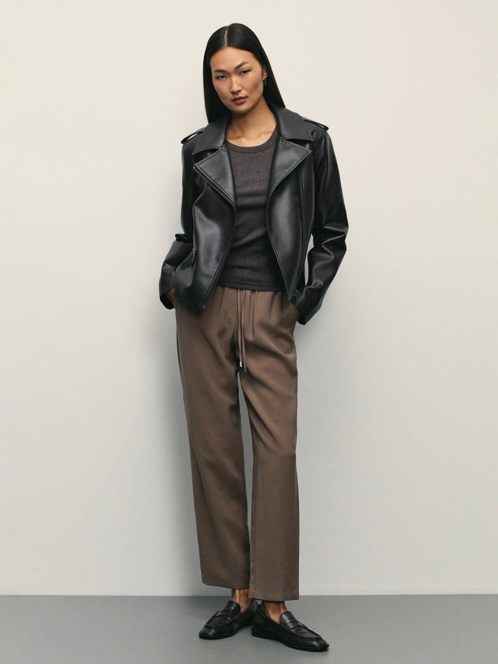 Зауженные брюки с эластичным поясом / Zarina