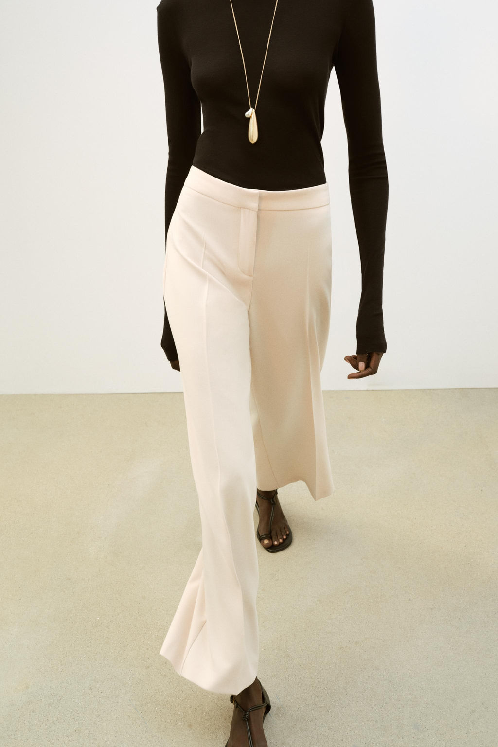 STRAIGHT-LEG HIGH-WAIST TROUSERS - Zara фото 3