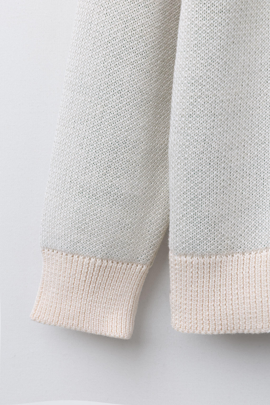 EMBROIDERED SLOGAN KNIT SWEATER