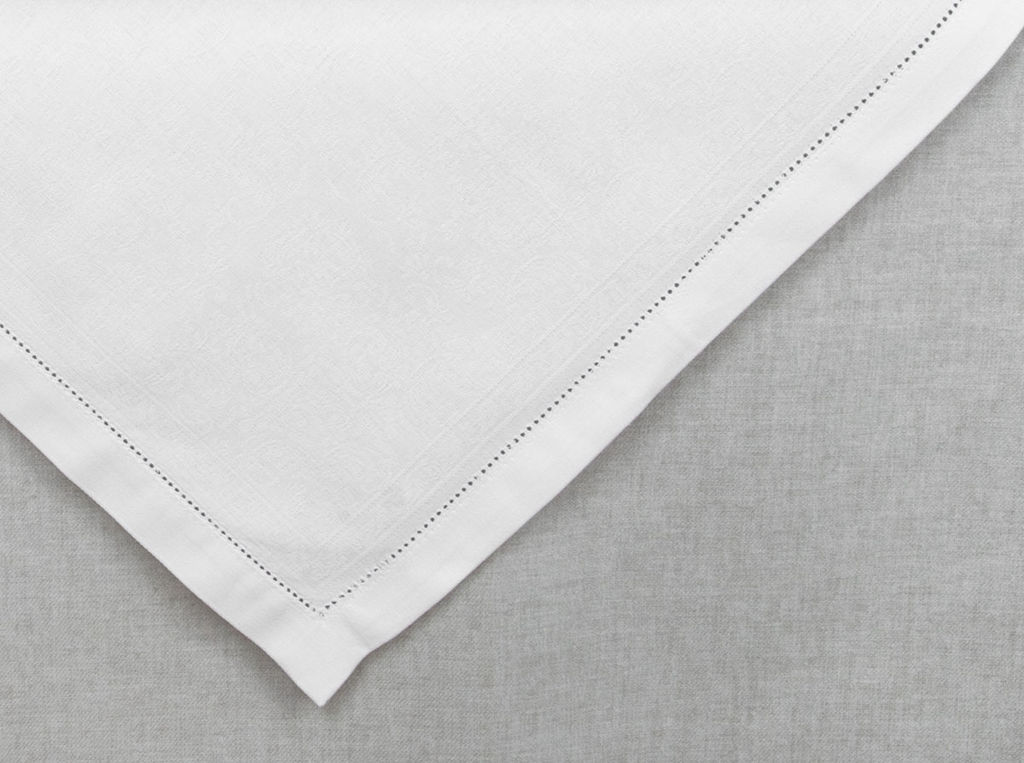 01с-44ЯК Салфетка 45*45 "Романтика" цв. белый (по 6 шт