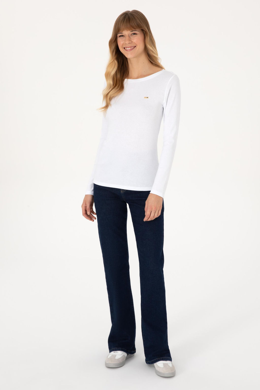 Kad_n Beyaz Slim Bisiklet Yaka Basic Sweatsh_rt