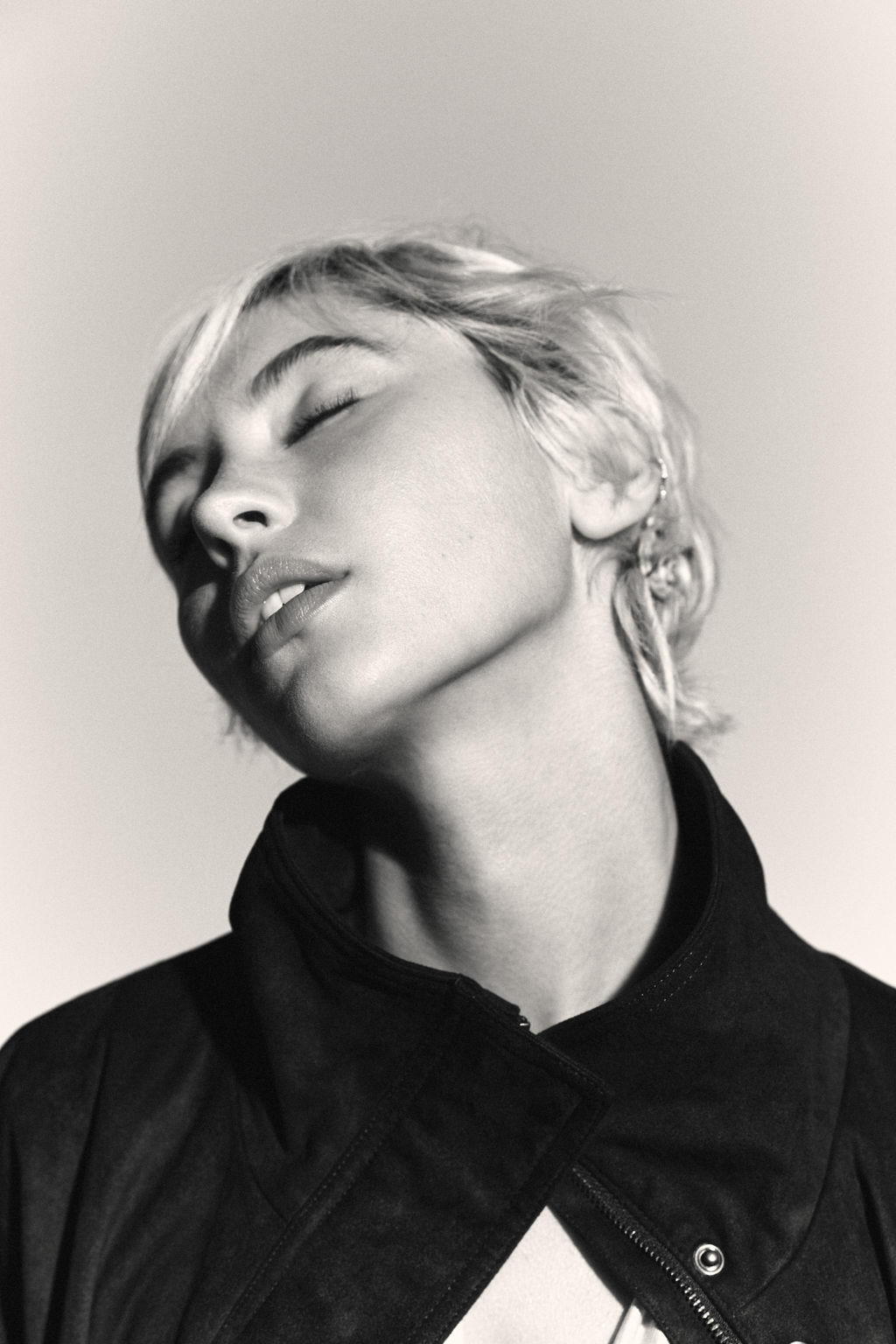 FAUX SUEDE BOMBER JACKET - Zara фото 2