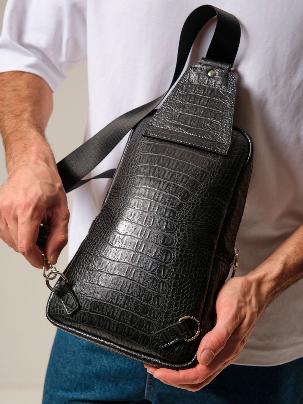 Сумка мужская Azaro 7050 черный кроко