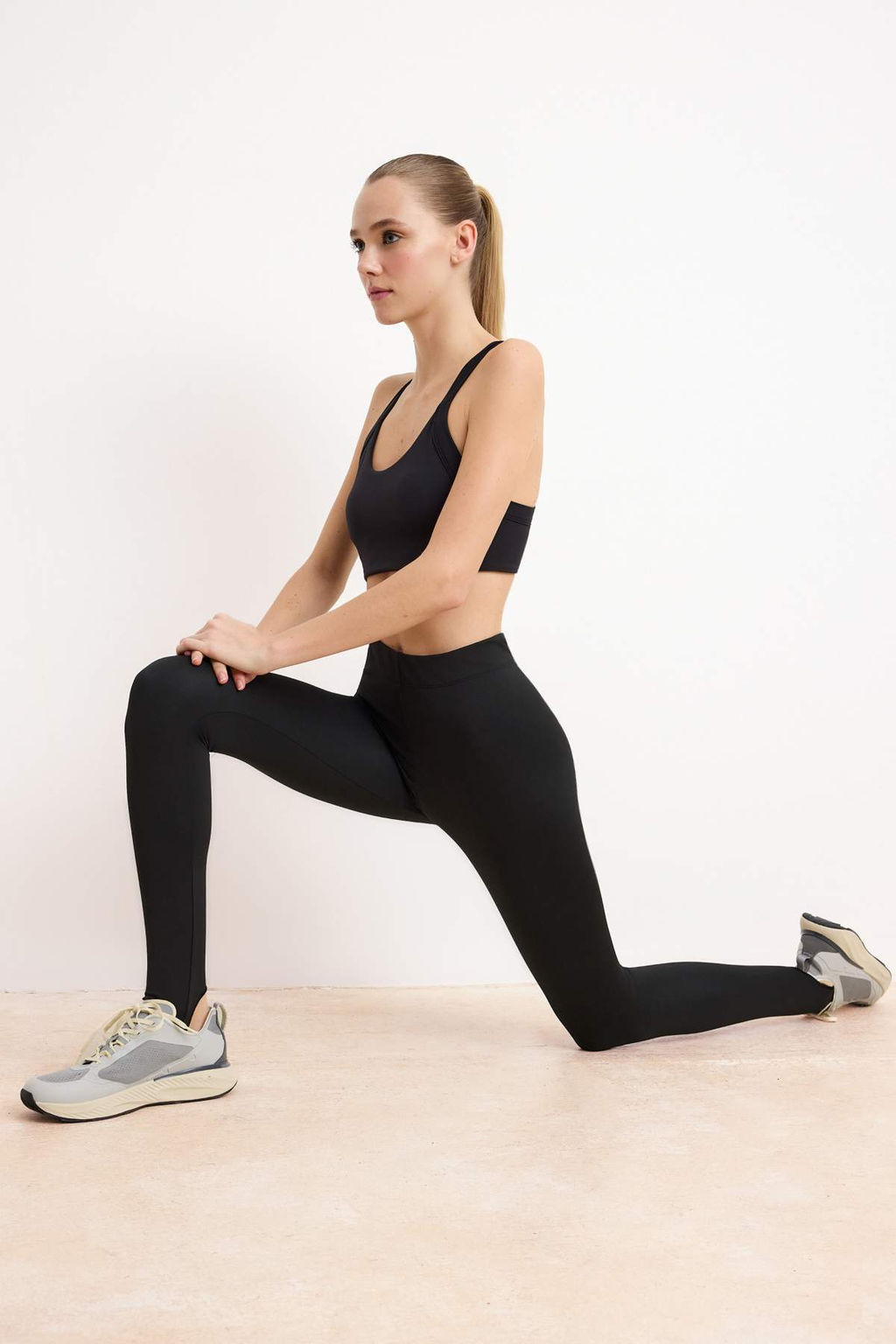 Siyah Dalg?c/Scuba Fuzo Yoga/Pilates Tayt THMSS26TY00014