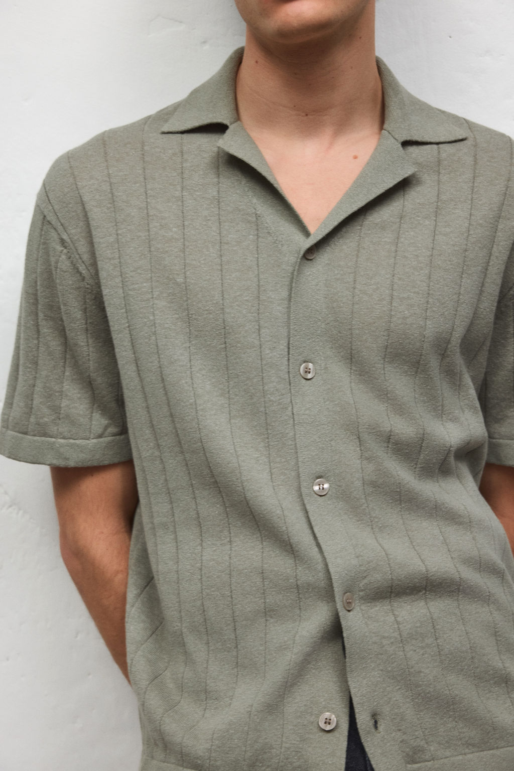 Camisa resort en mezcla de lino Regular Fit - H&m фото 8