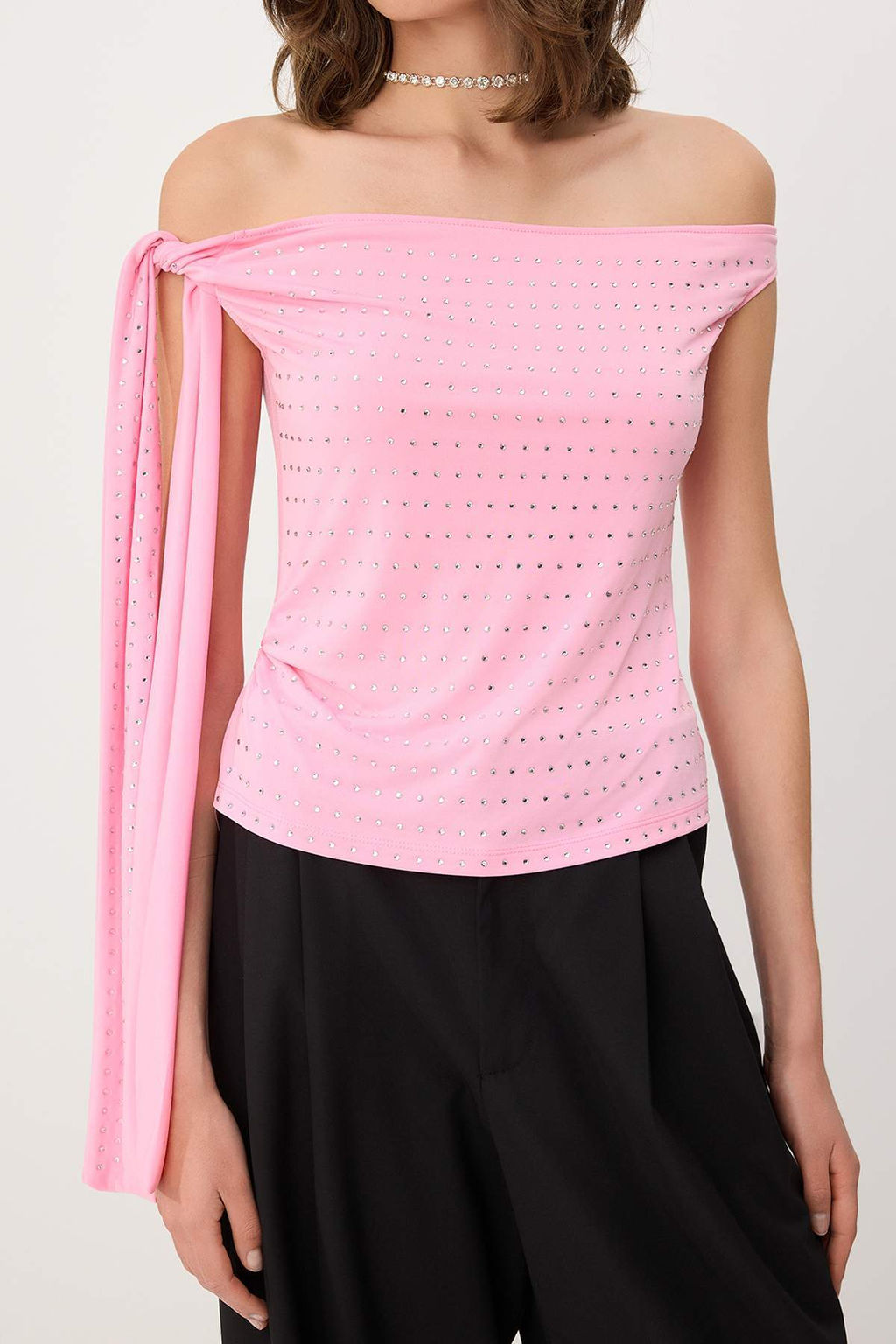 Pembe Asimetrik Yaka Kolsuz Sandy Party Bluz TPRSS26BZ00060