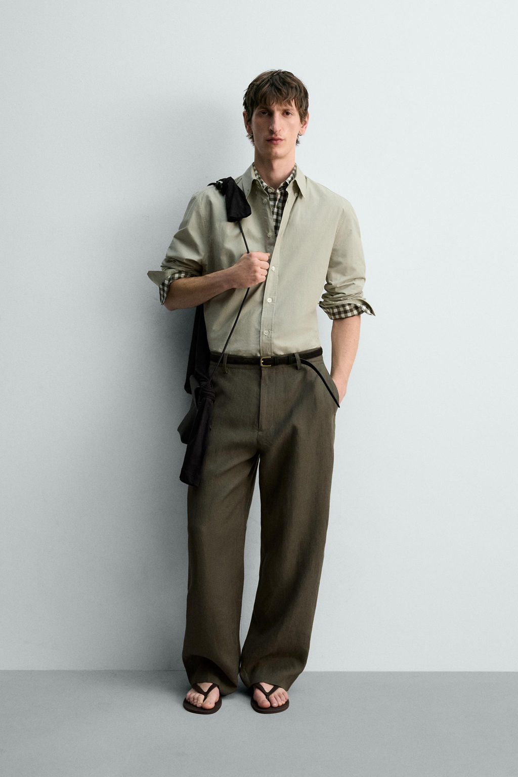 CAMISA REGULAR FIT POPEL?N LIMITED EDITION / verde lavado