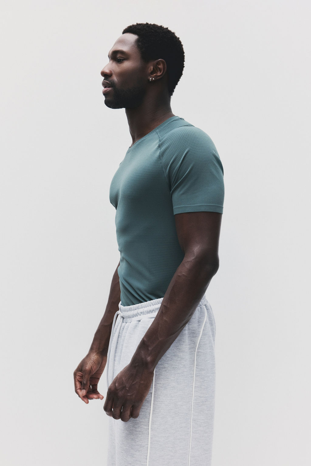 Camiseta de deporte con DryMove Muscle Fit - H&m фото 11