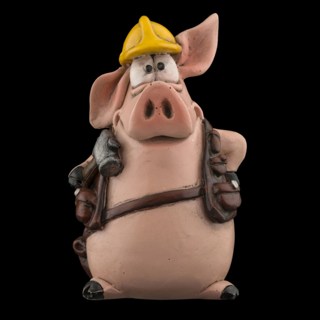 Цена за 1 шт. Сувенир ErichKrause Decor Строитель 7.5см