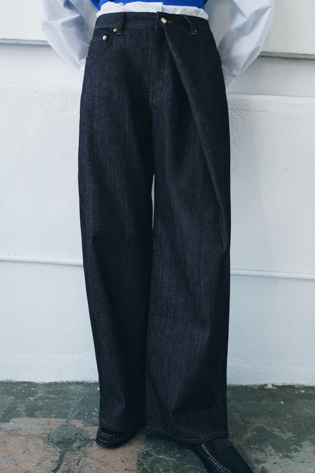 JEANS ZW COLLECTION RELAXED PLEAT MID-WAIST - Zara фото 10
