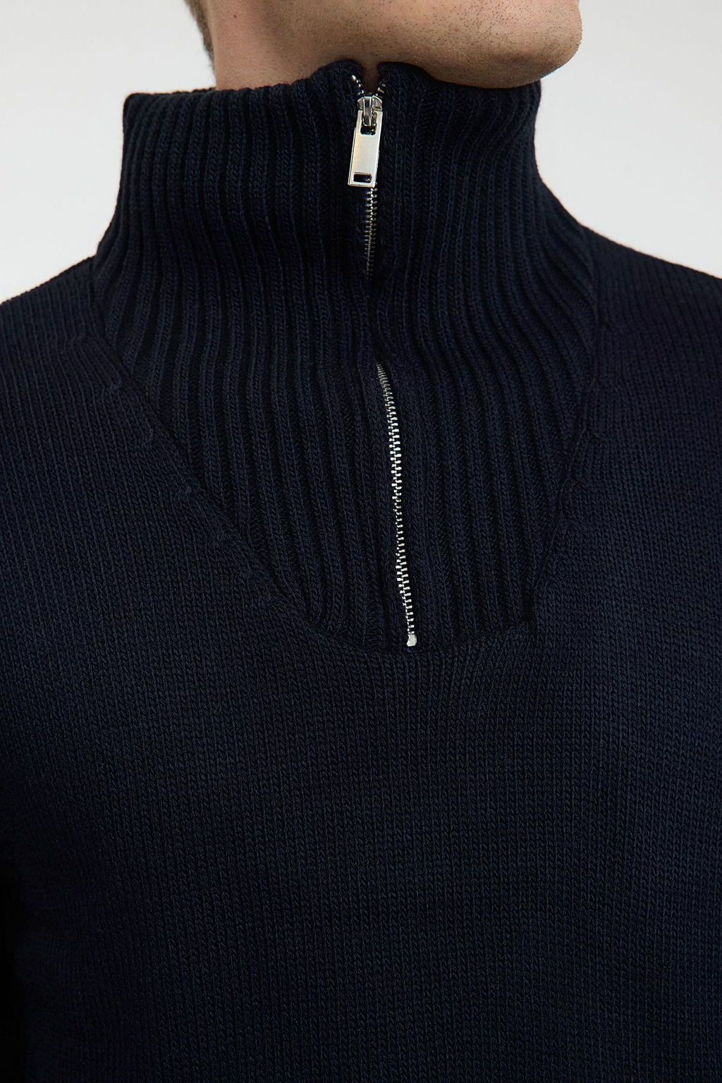 TRENDYOL MAN Lacivert Casual Regular Yar?m Bal?kc? Yaka Duz Triko Kazak TMNAW25KZ00008 - Trendyolmilla фото 4