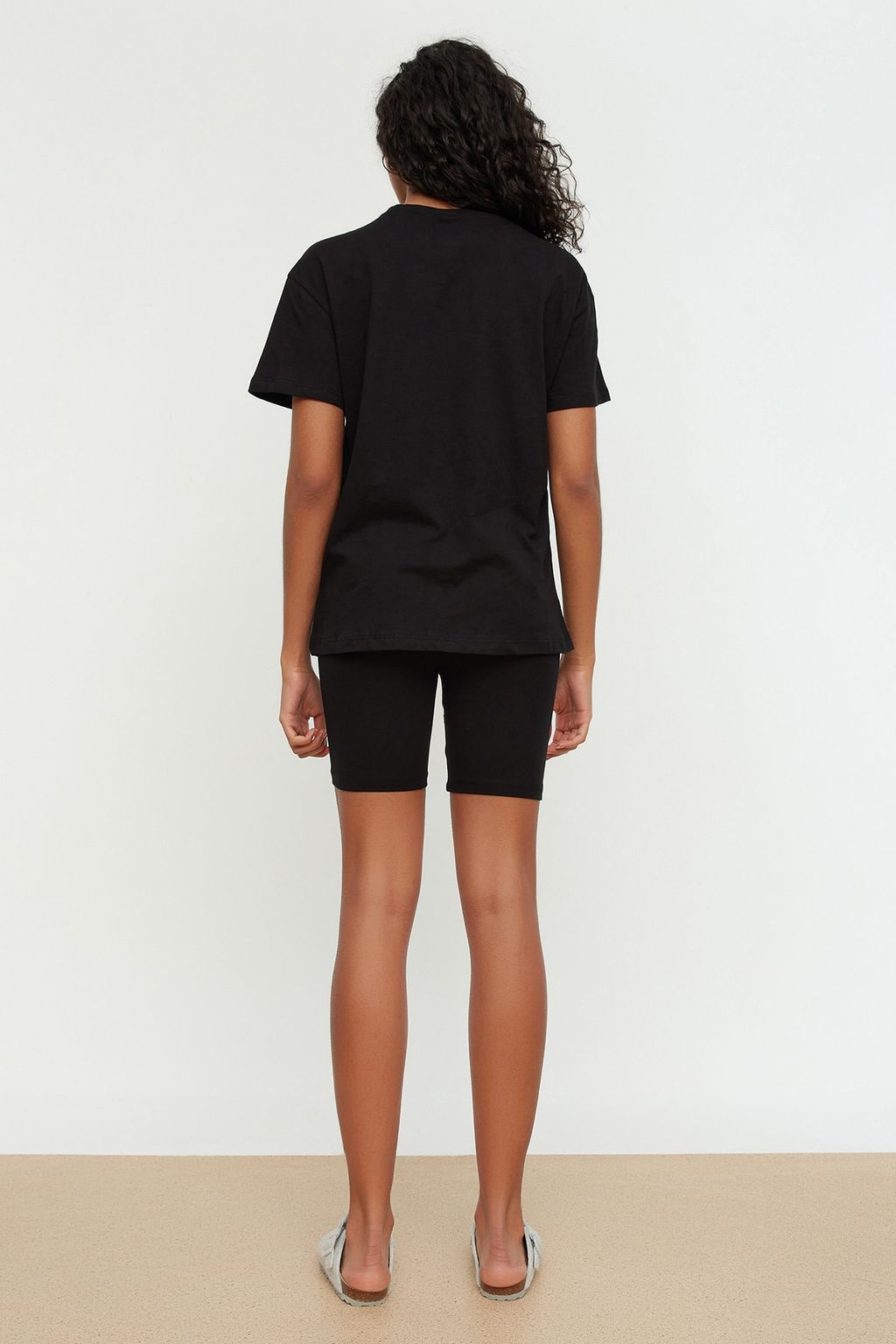 Trendyolmilla Siyah %100 Pamuklu Sortlu/Taytl? Orme Pijama Tak?m? THMSS20PT0397 фото 5