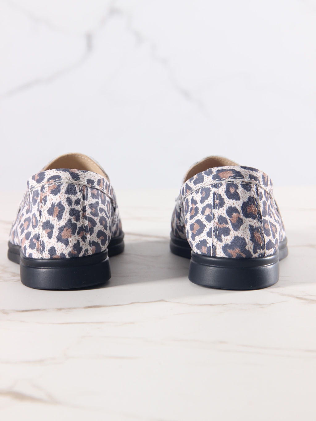 Лоферы туфли 170.2614bl. белый леопард