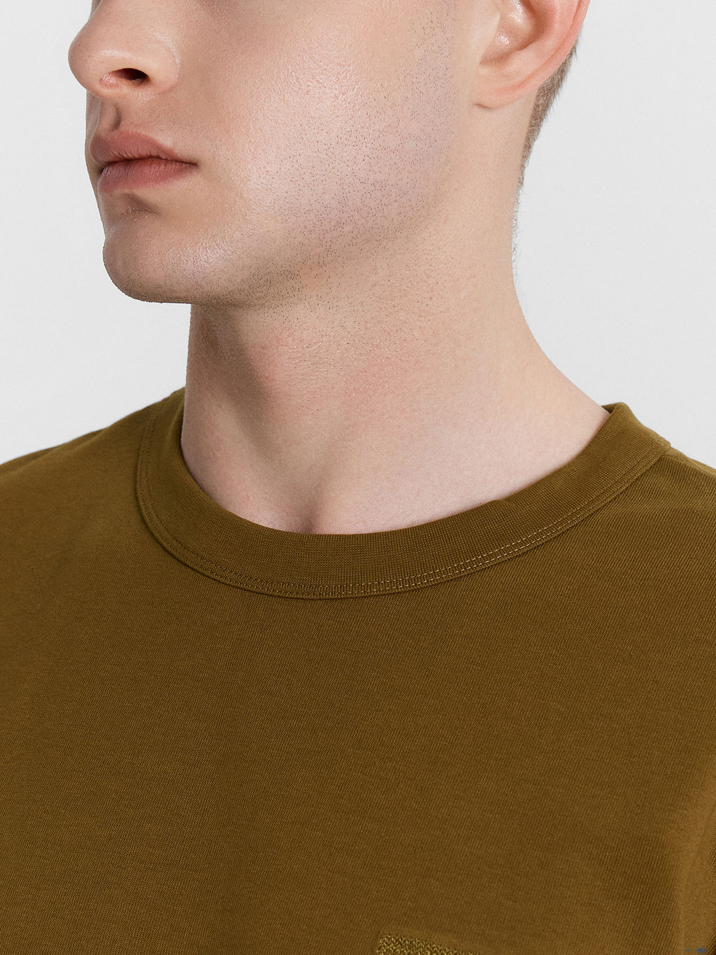 Футболка мужская хаки с вышивкой на груди - Mark formelle фото 4