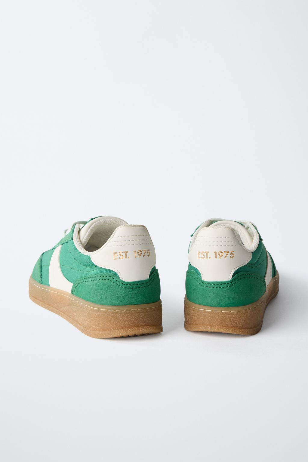 SNEAKERS WITH CHARMS - Zara фото 3