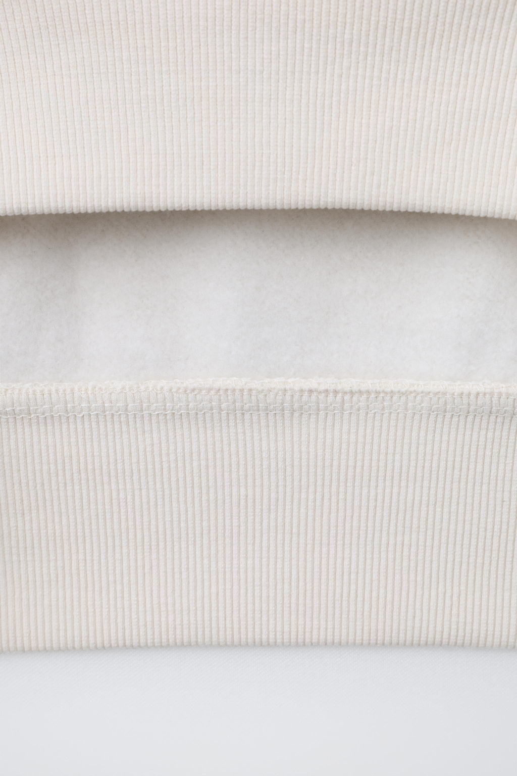 PRINTED SLOGAN SWEATSHIRT - Zara фото 4