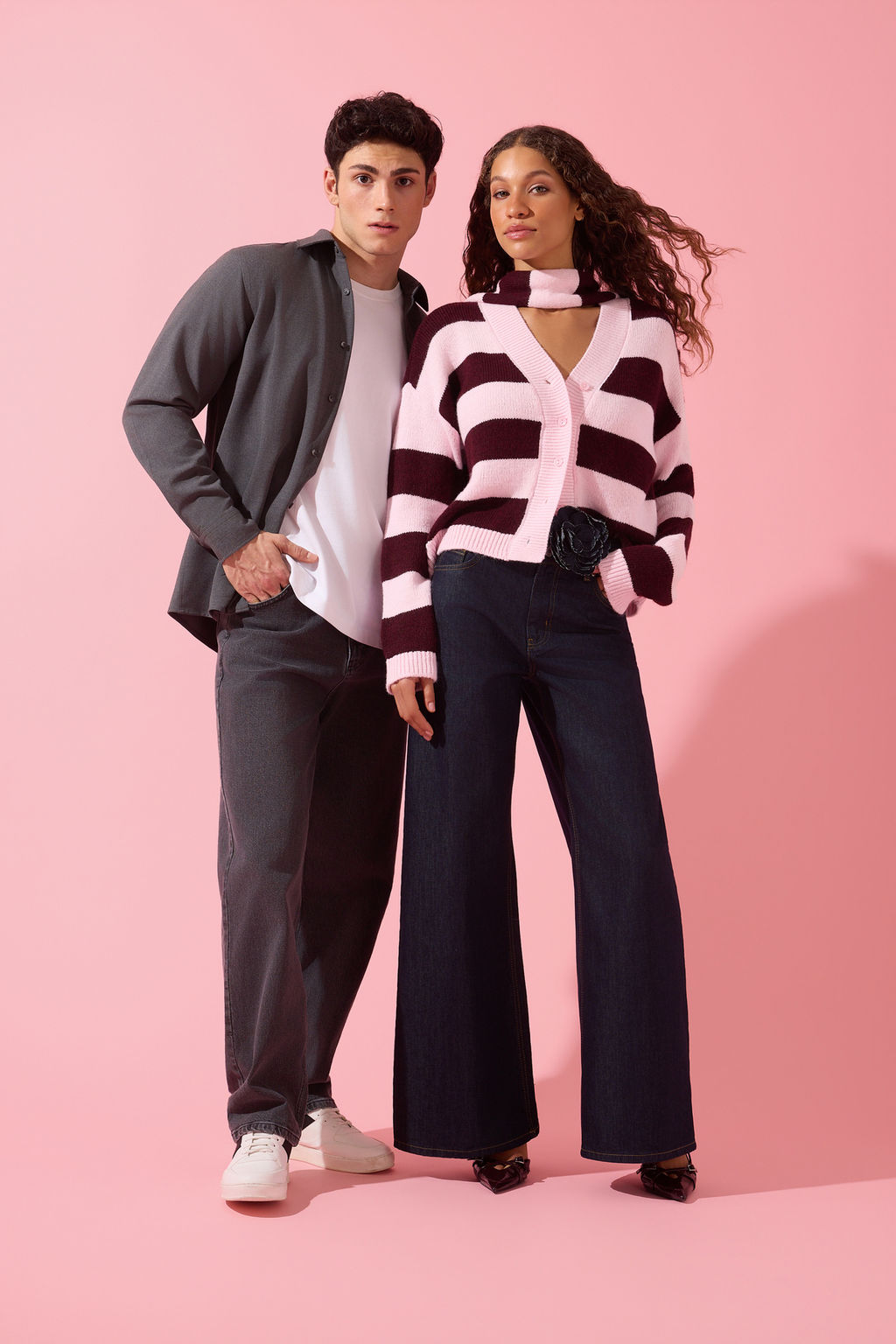 Pembe Sal Detayl? Yumusak Dokulu Oversize V Yaka Triko H?rka TWOAW26HI00278 - Trendyolmilla фото 6