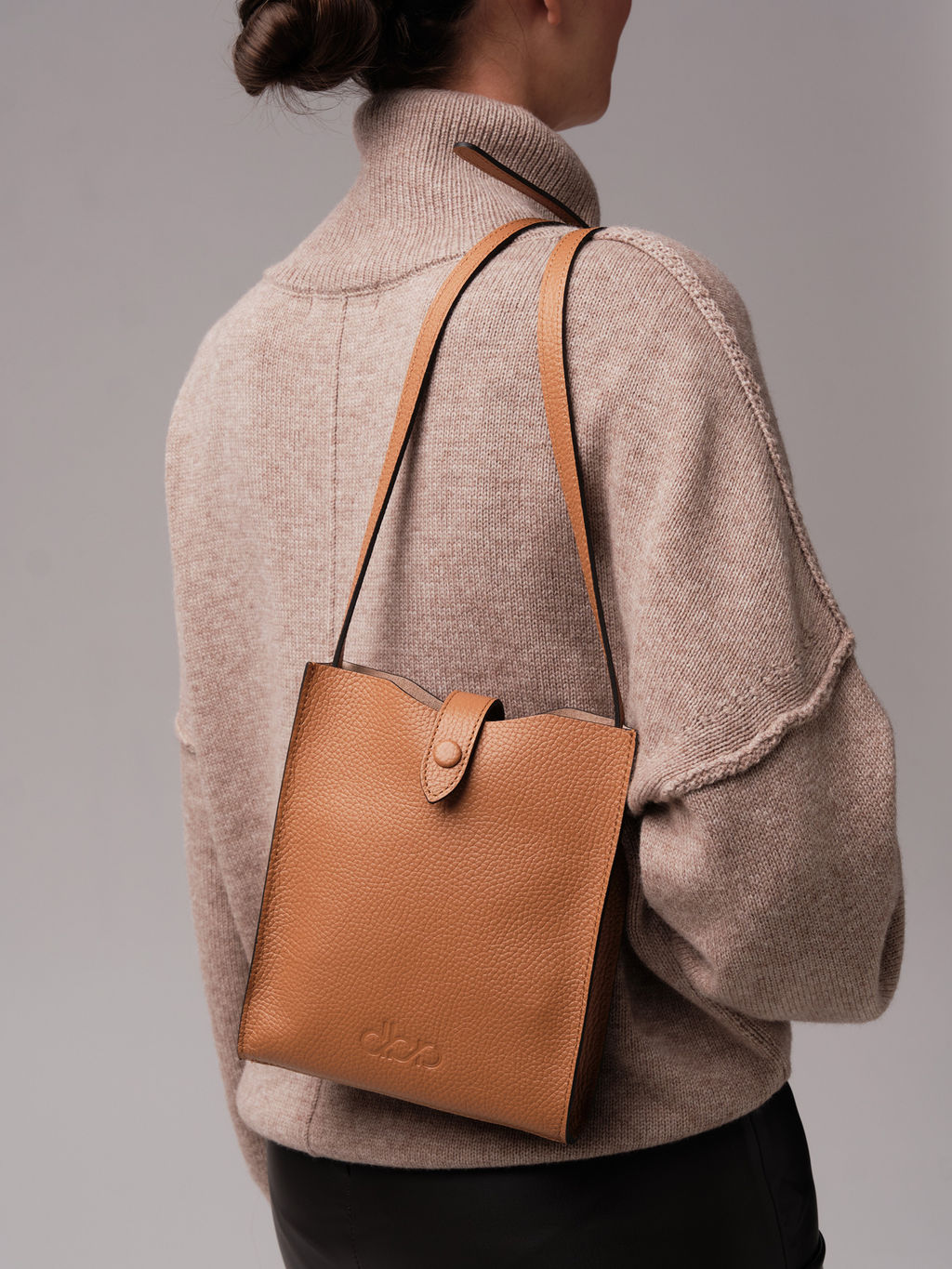 Кожаная сумка кросс-боди Leya DBR 30919 коричневый лист фото 3