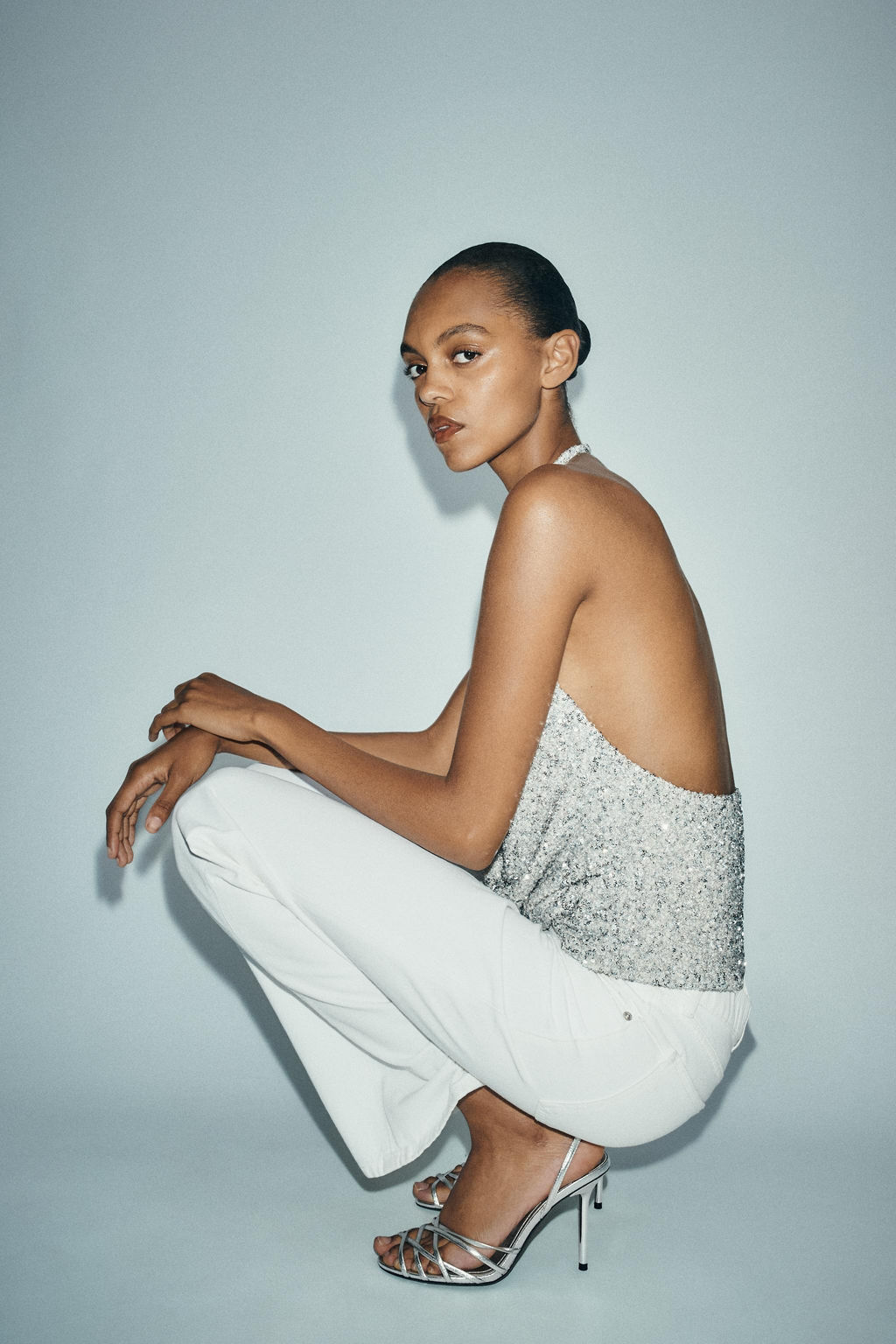 METALLIC-EFFECT HIGH-HEEL SANDALS