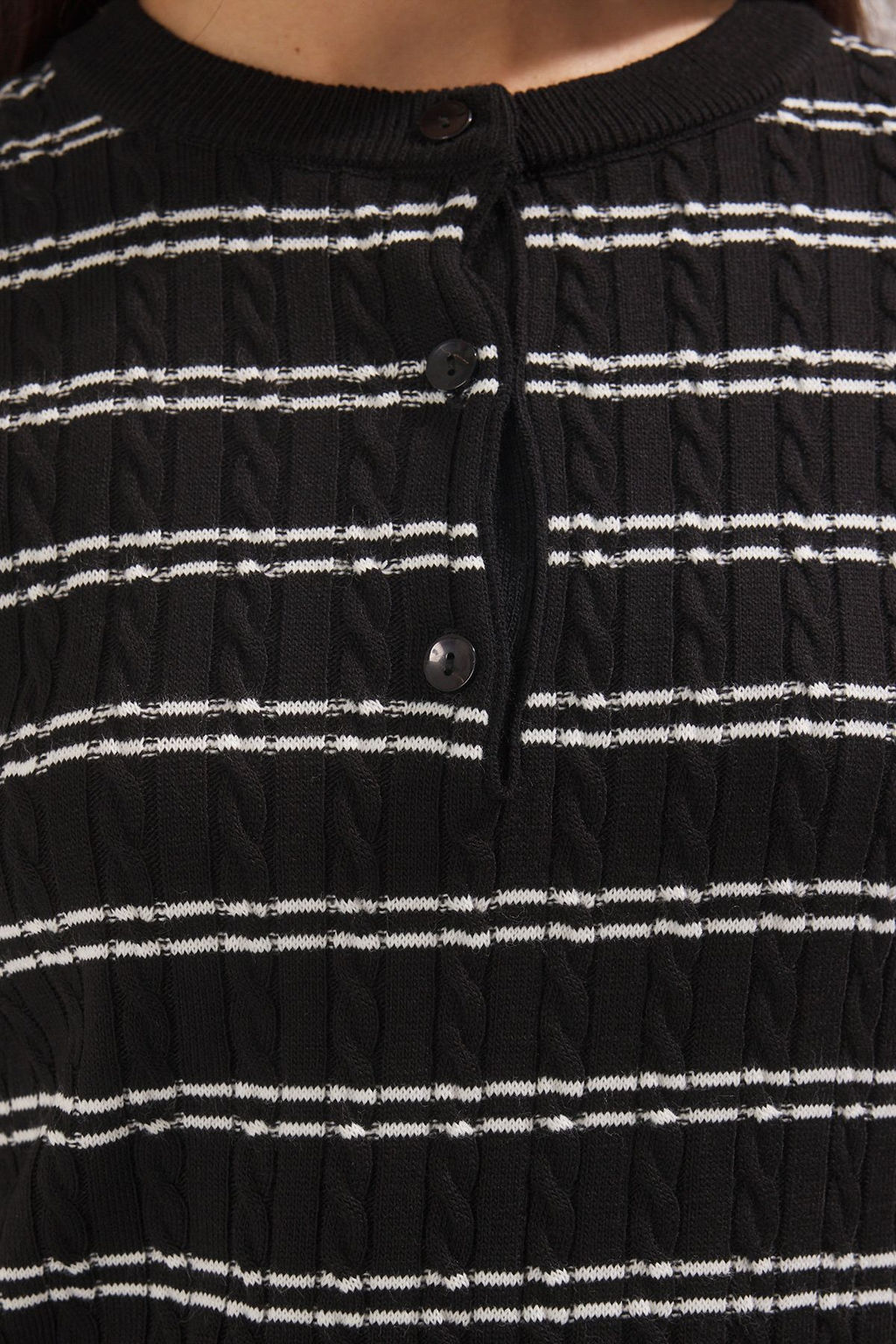 Trendyolmilla Ekru K?sa Kollu Cizgili Triko Bluz TWOSS25BZ00534  фото 10