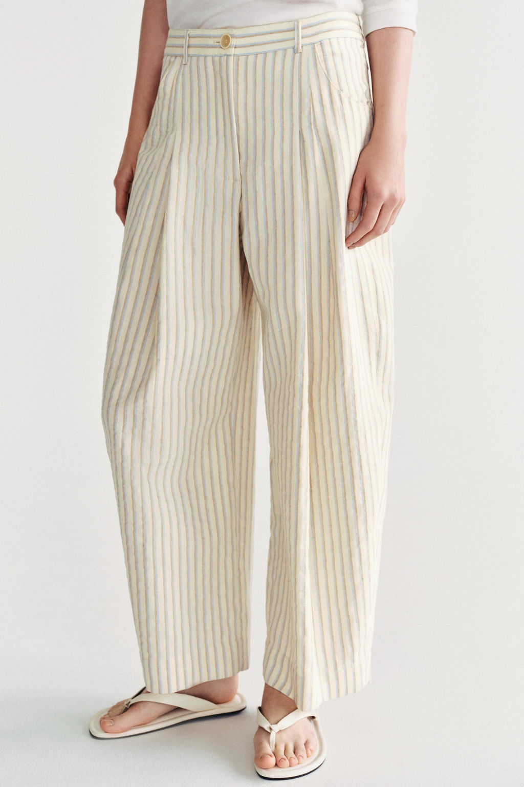 PANTAL?N BARREL RAYAS ZW COLLECTION / Crudo - Zara фото 2