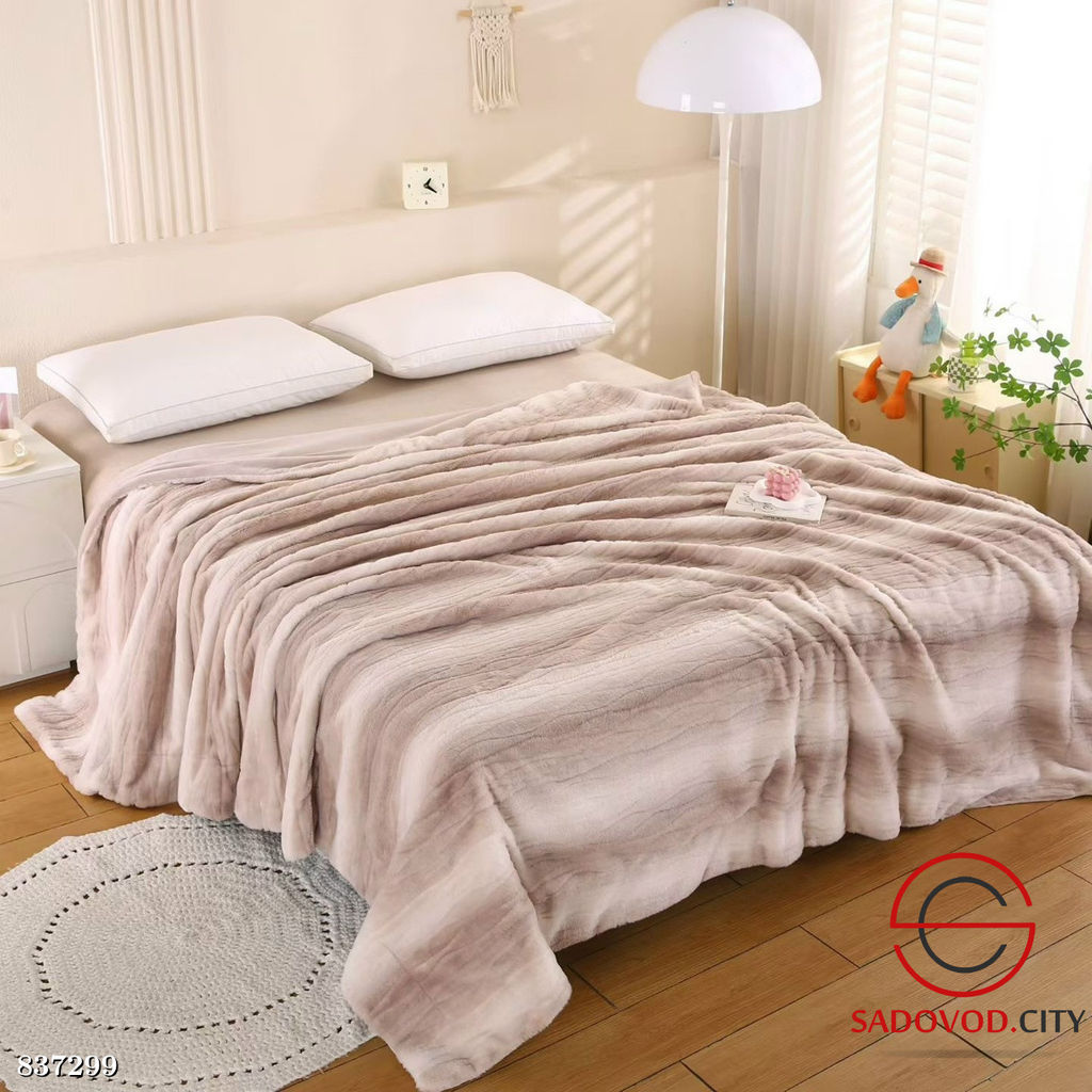 Плед на кровать мягкий