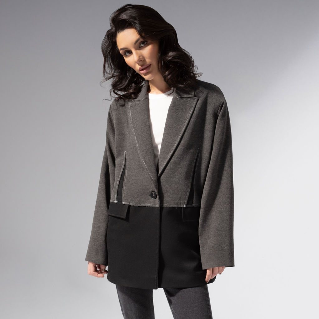 Жакет с контрастными швами, Решительный ход