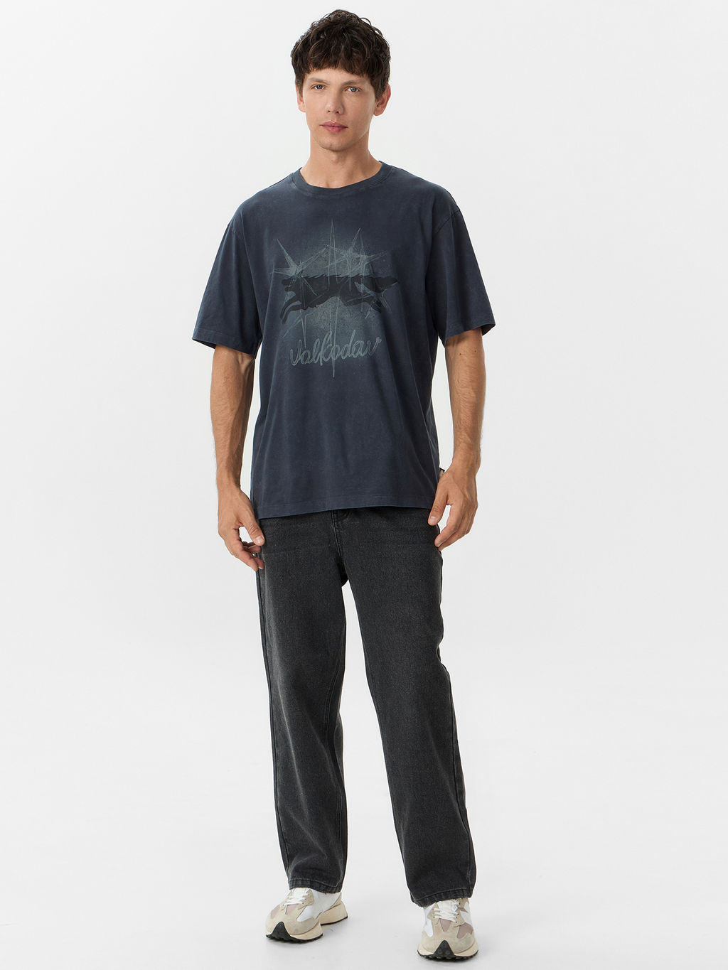 Футболка мужская серая с принтом и надписью Volkodav - Mark formelle фото 3