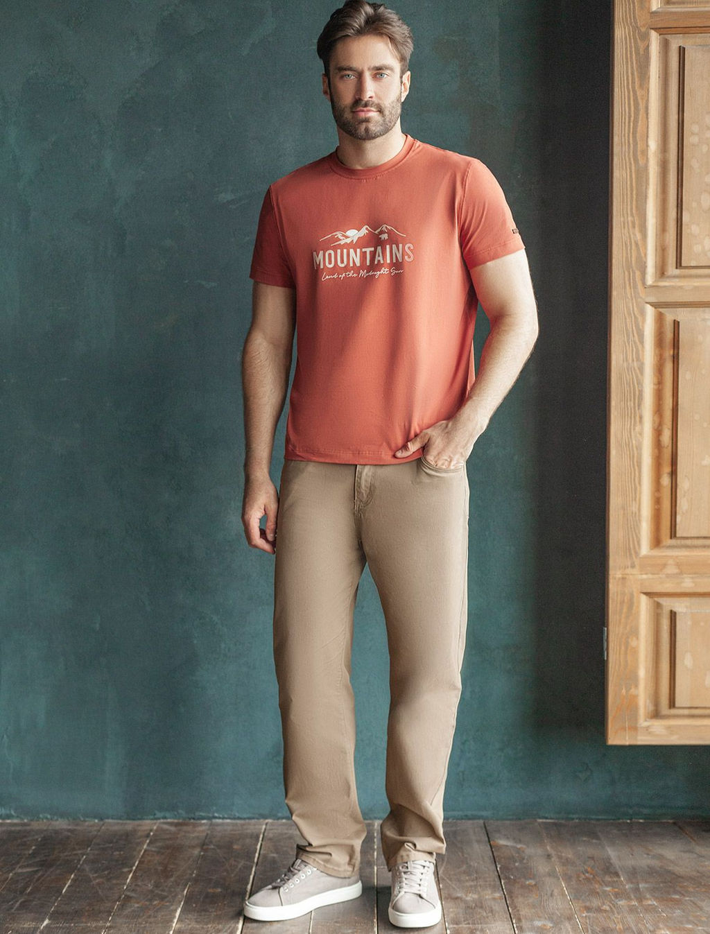 Футболка из премиального хлопка с авторским принтом