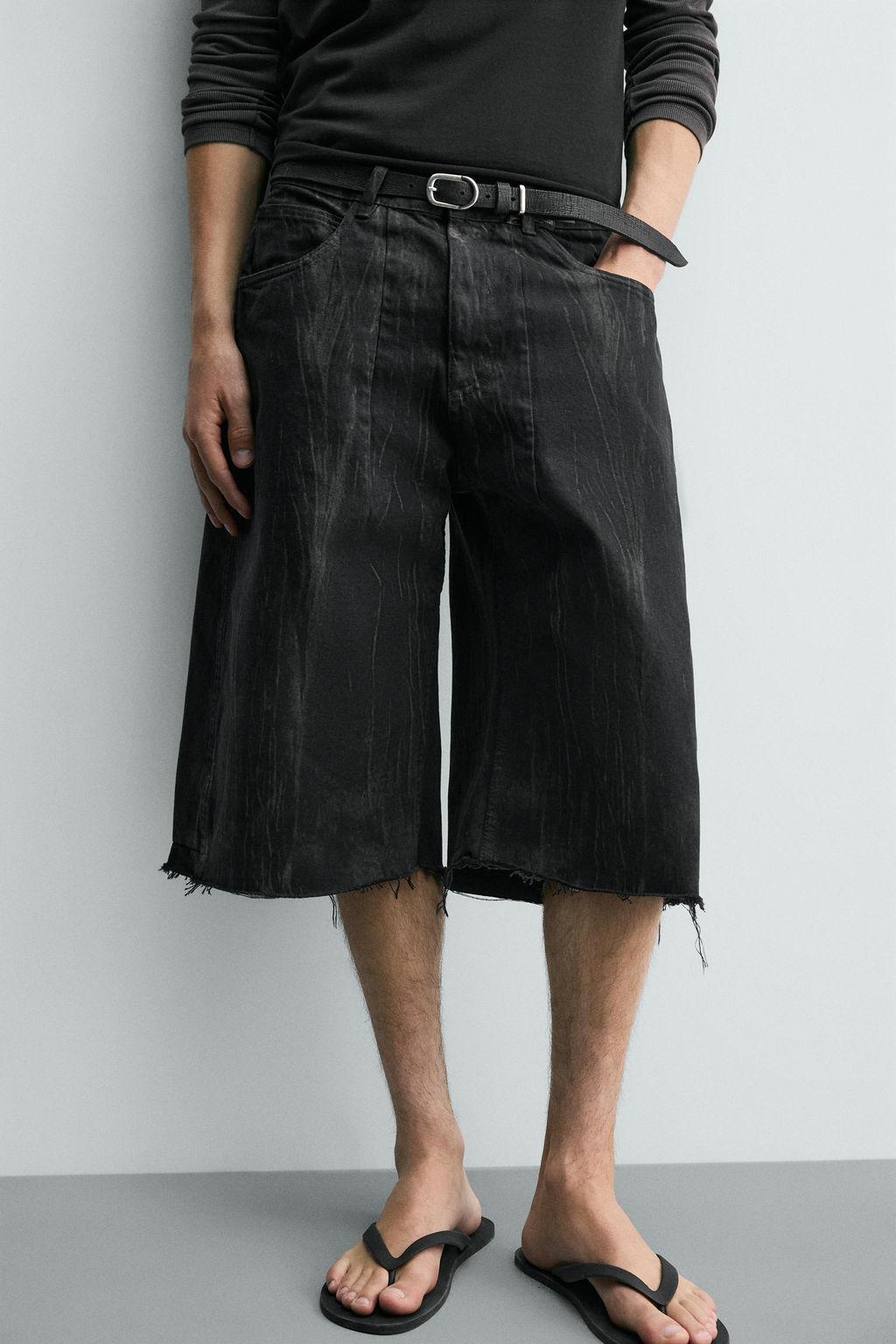 JORTS DENIM ESTAMPADO LAVADO / Negro - Zara фото 5