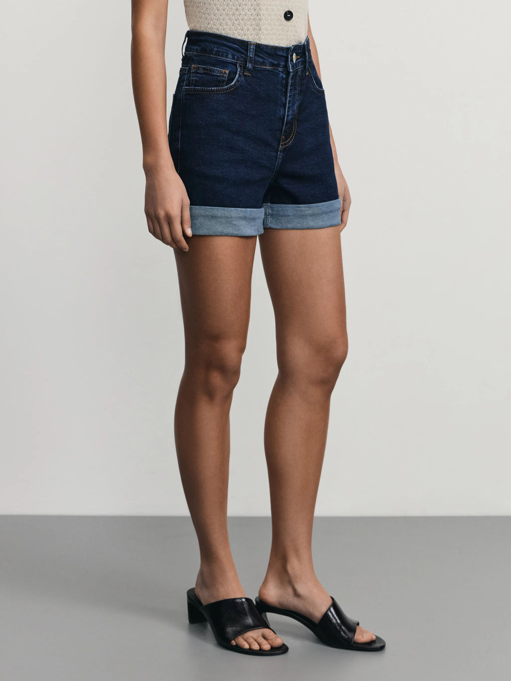 Джинсовые шорты mom fit / Zarina  фото 4