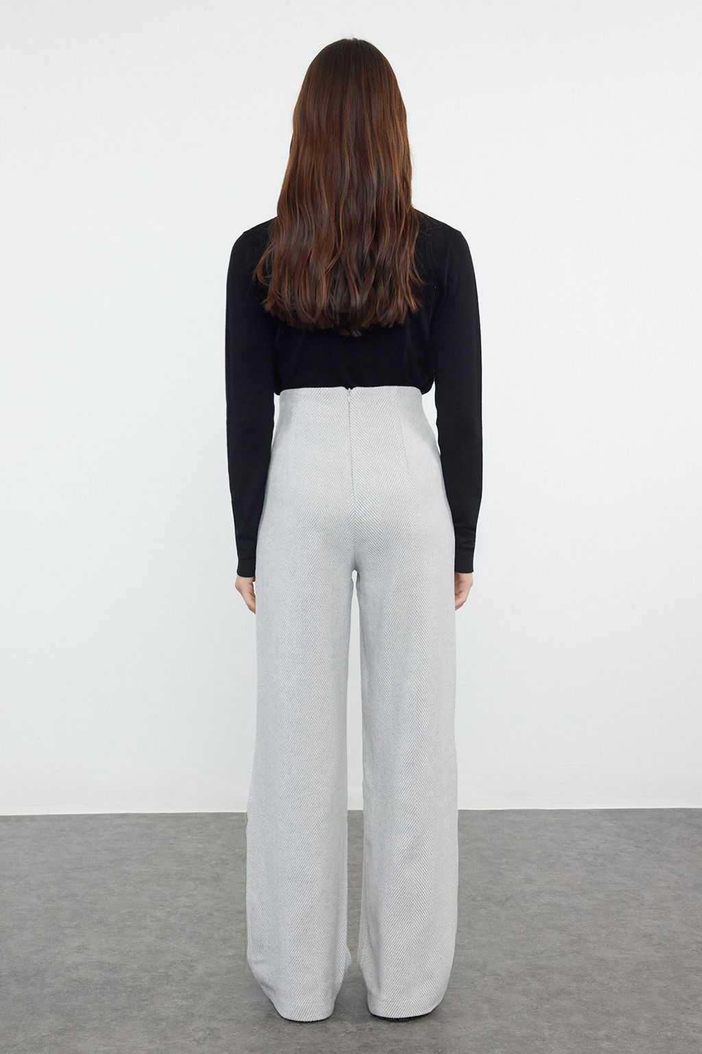 TRENDYOLMILLA Gri Dugme Detayl? Wide Leg Dokuma Pantolon TWOAW21PL0492 фото 5