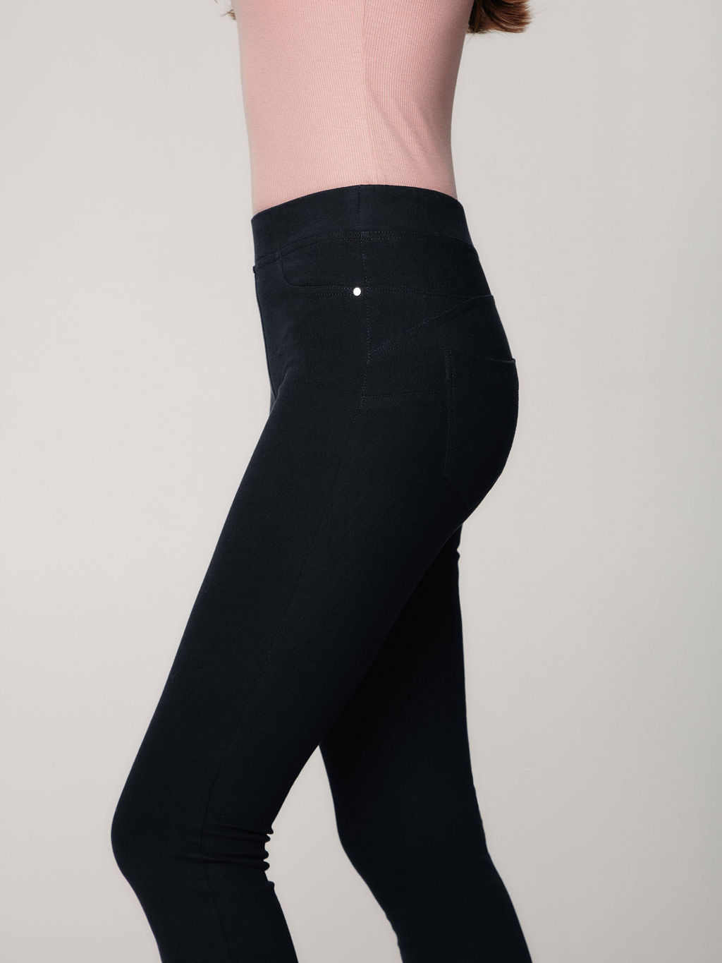 CONTE Моделирующие push-up джеггинсы IN COSMO NEW с высокой посадкой black - Conte elegant фото 3