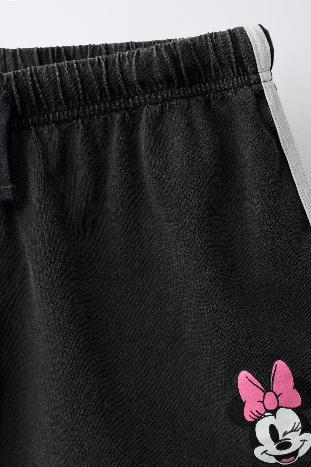 CONJUNTO CAMISETA Y BERMUDA MINNIE MOUSE  DISNEY / Negro - Zara фото 7
