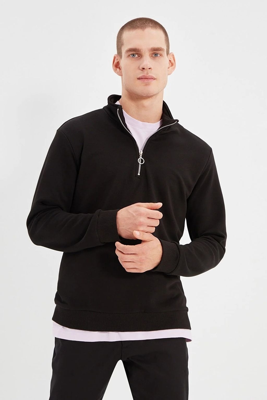 TRENDYOL MAN Siyah Regular/Normal Kesim Dik Yaka Fermuar Detayl? Basic Pamuklu Sweatshirt TMNAW22SW0188 - Trendyolmilla фото 2