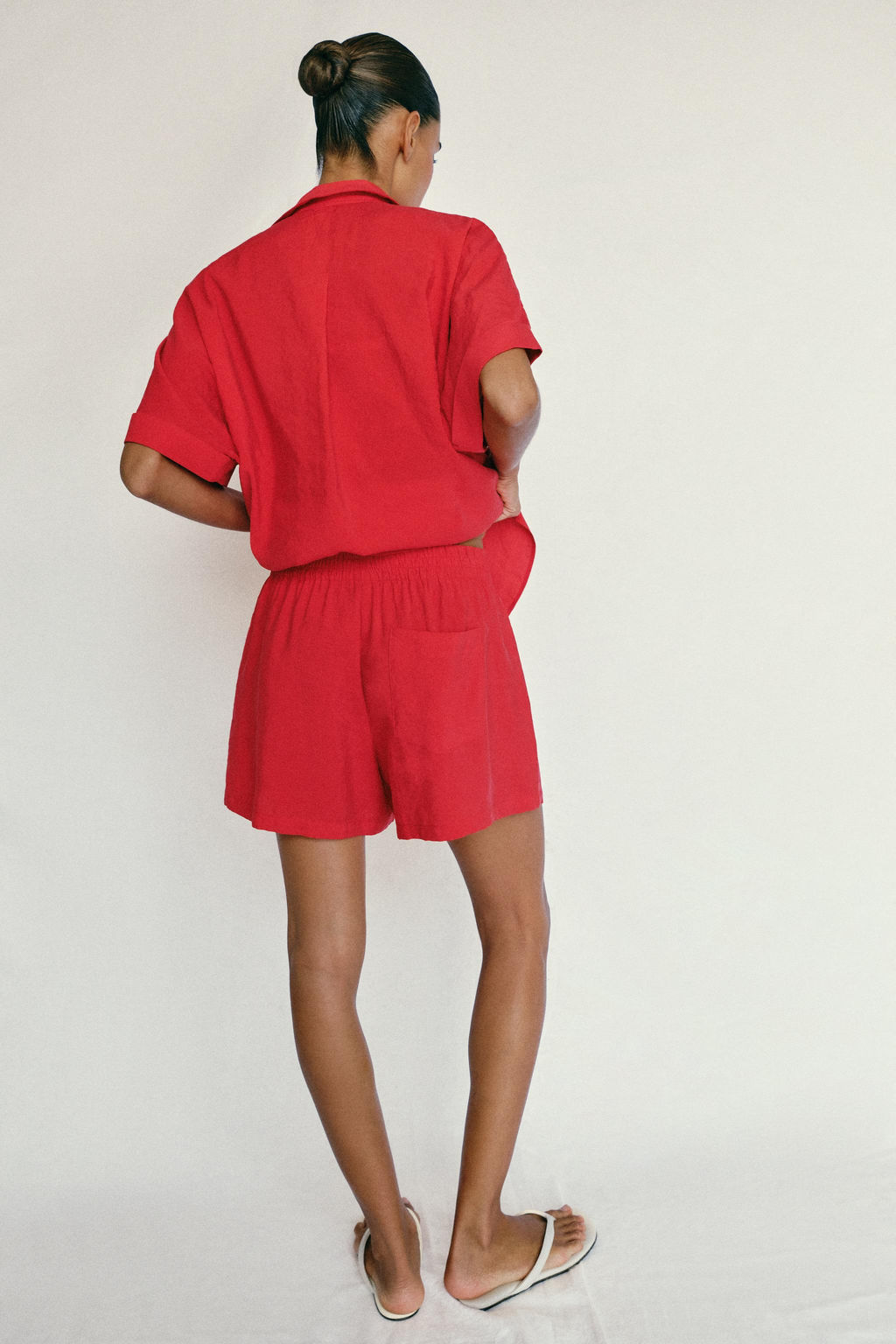 SHORTS FLUIDOS CINTURA EL?STICA / Rojo - Zara фото 5