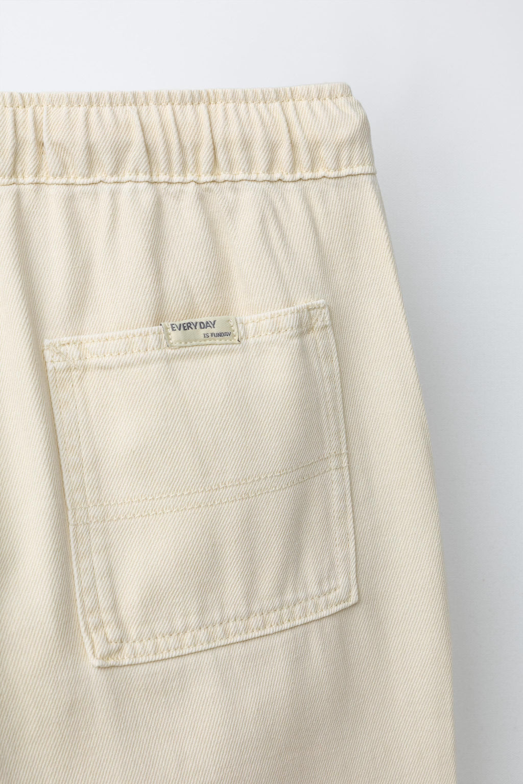 PANTAL?N SARGA FLUIDO STRAIGHT / Crudo - Zara фото 5