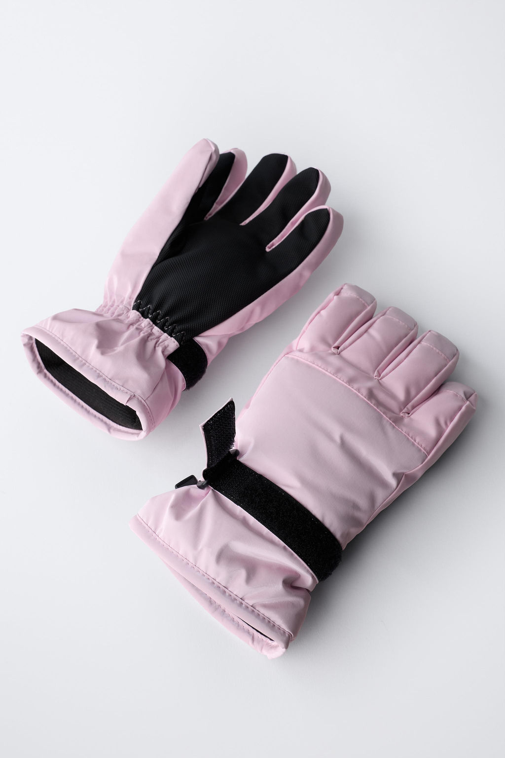 WINDPROOF RUBBERISED GLOVES SKI COLLECTION - Zara фото 4