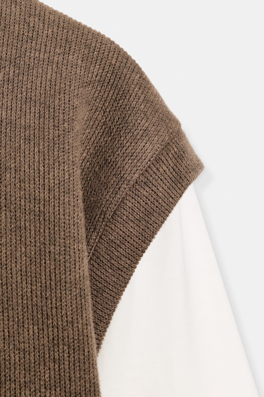 CONTRAST WAISTCOAT T-SHIRT - Zara фото 7