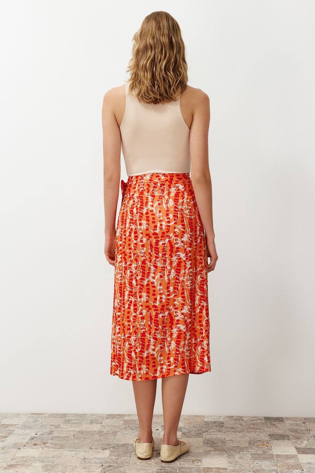 TRENDYOLMILLA Cok Renkli Cicek Desenli Viskon Kumasl? Midi Dokuma Etek TWOSS23ET00294 фото 6