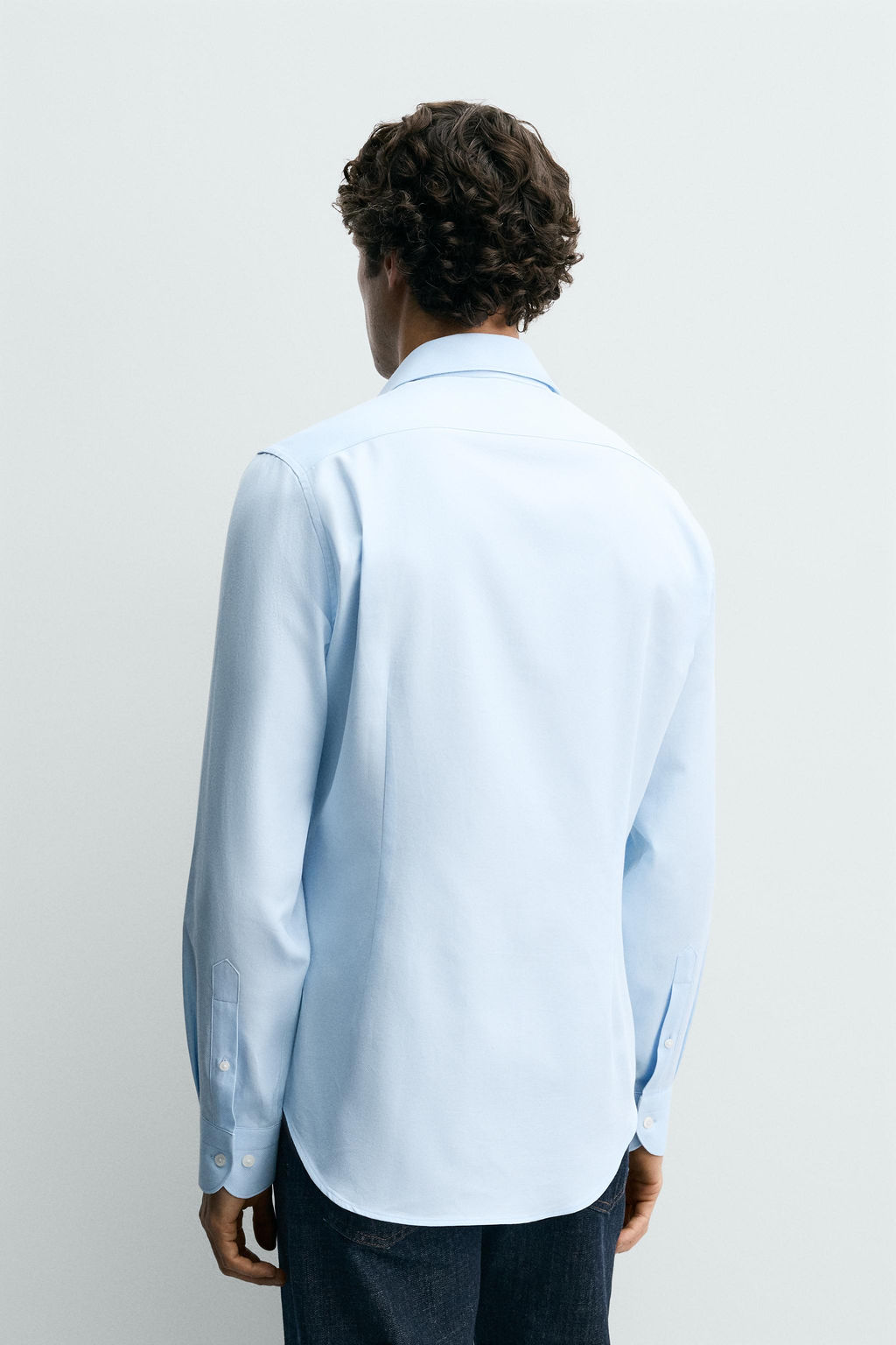 CAMISA REGULAR FIT ESTRUCTURA / Celeste - Zara фото 3